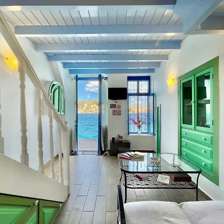 Seafront - Harbour View , Pitini 2