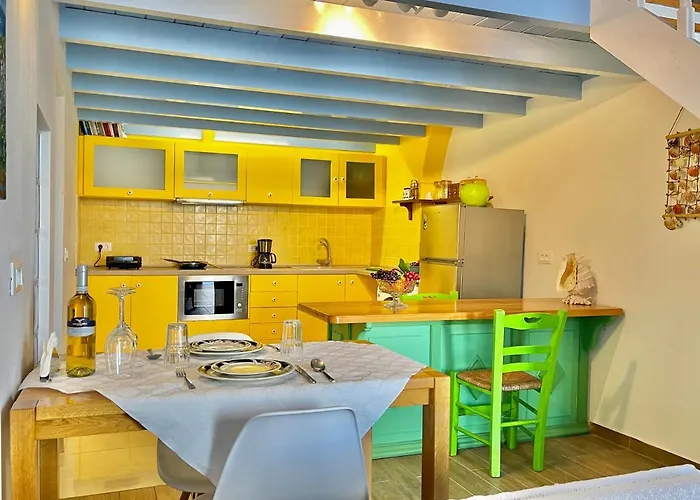 Apartament Seafront - Harbour View , Pitini 2 *