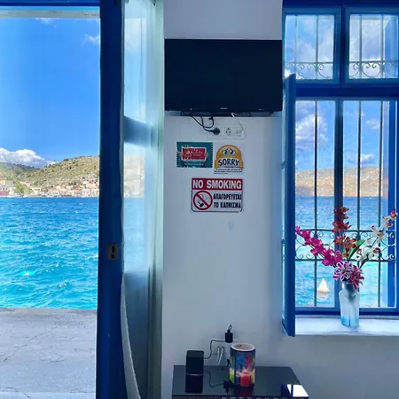 Appartamento Seafront - Harbour View , Pitini 2