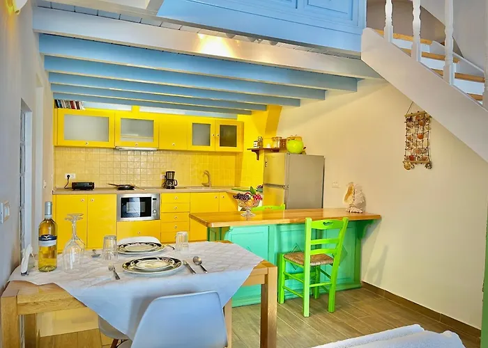 Seafront - Harbour View , Pitini 2 شقة *