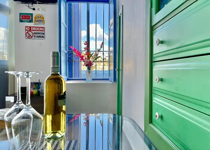 Seafront - Harbour View , Pitini 2 شقة سيمي