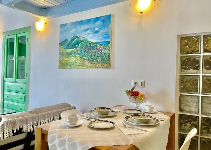 Seafront - Harbour View , Pitini 2 *