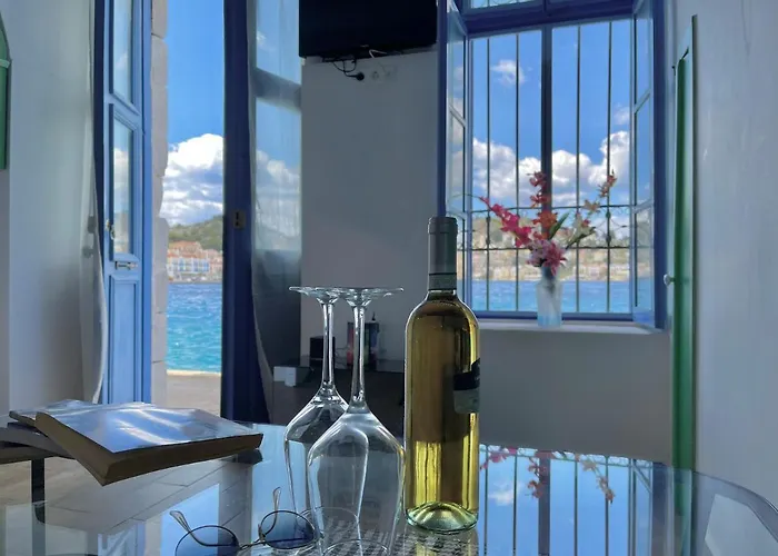 شقة Seafront - Harbour View , Pitini 2